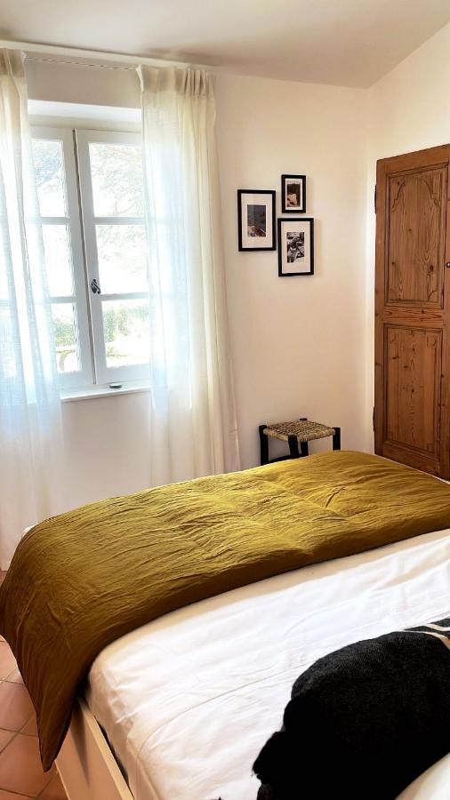 Le Cigalon Bed & Breakfast Le Beausset Bilik gambar