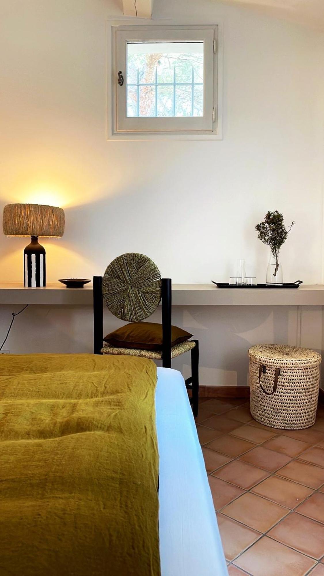 Le Cigalon Bed & Breakfast Le Beausset Bilik gambar